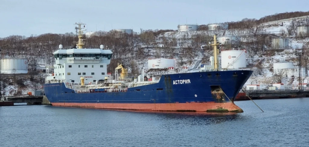 Російський танкер ASTORIA причетний до транспортування іноземного авіапалива для армії РФ