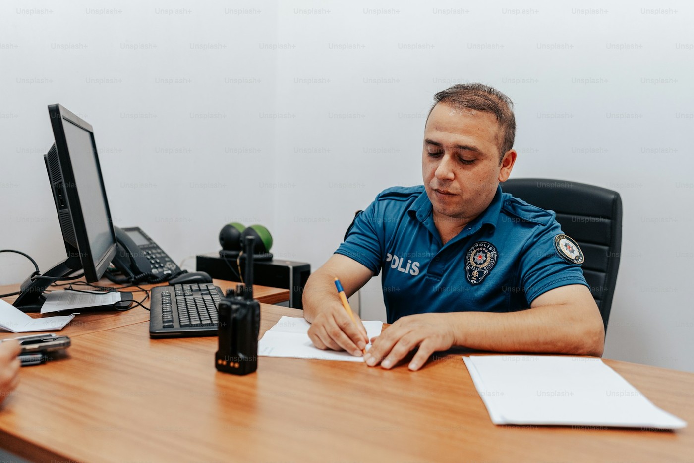 Поліцейське затримання: процесуальний статус, строк і право на адвоката